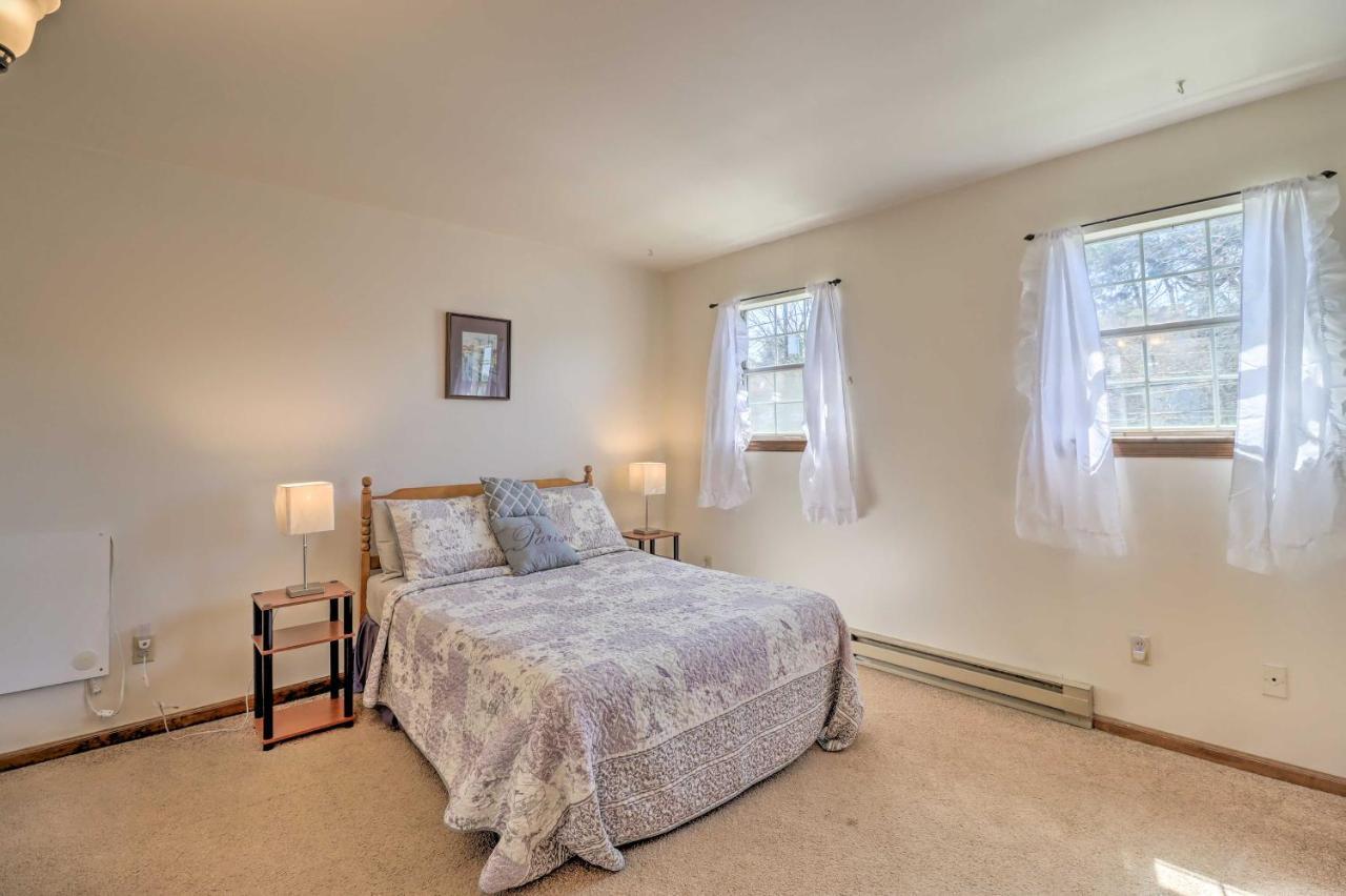 Cozy Home, 2 Mi To Hamilton District! *